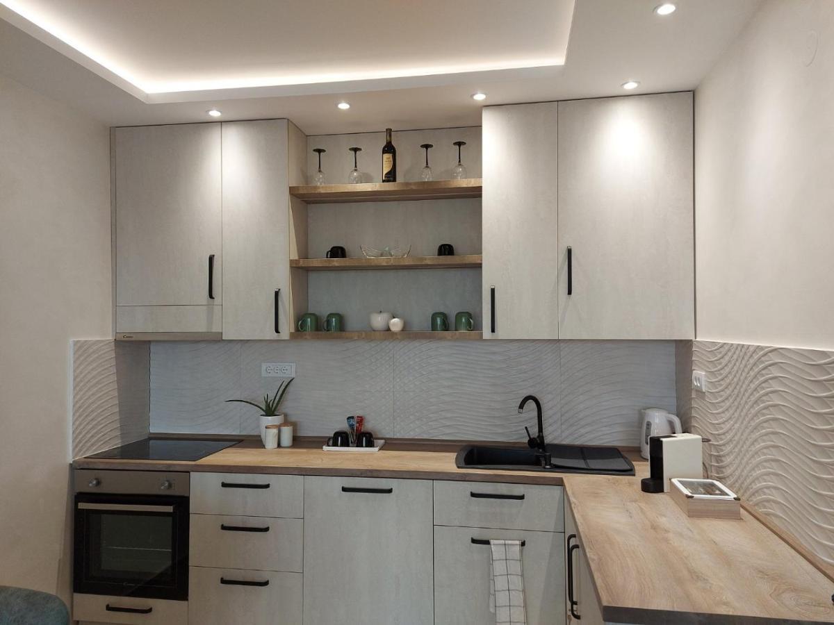 Kat Apartman Lägenhet Subotica Exteriör bild