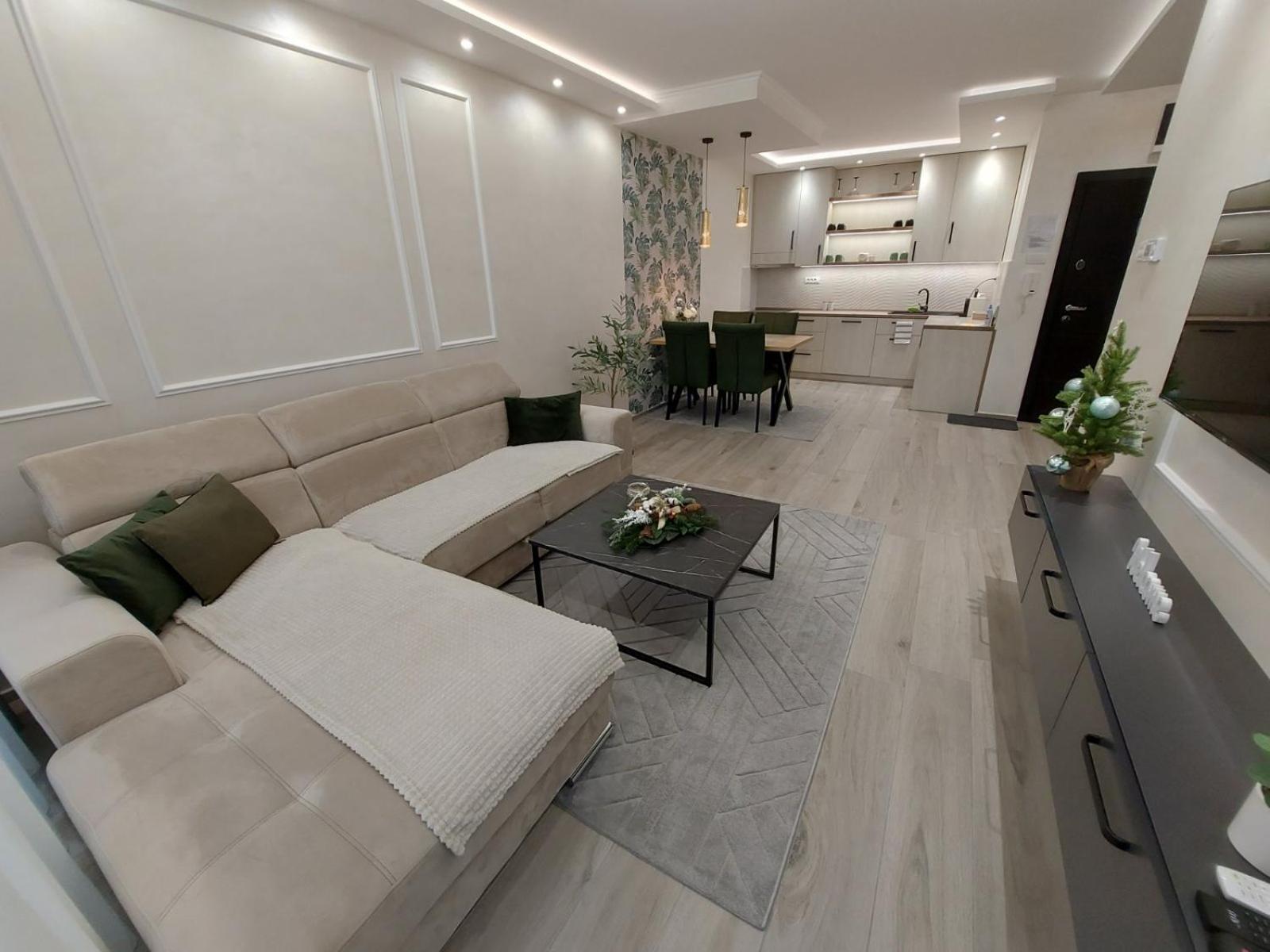 Kat Apartman Lägenhet Subotica Exteriör bild